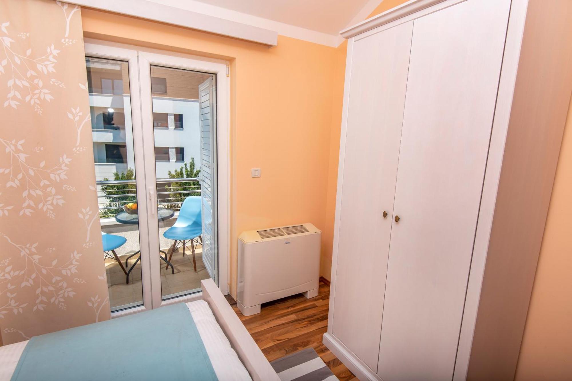San Marian Apartments Podstrana Room photo